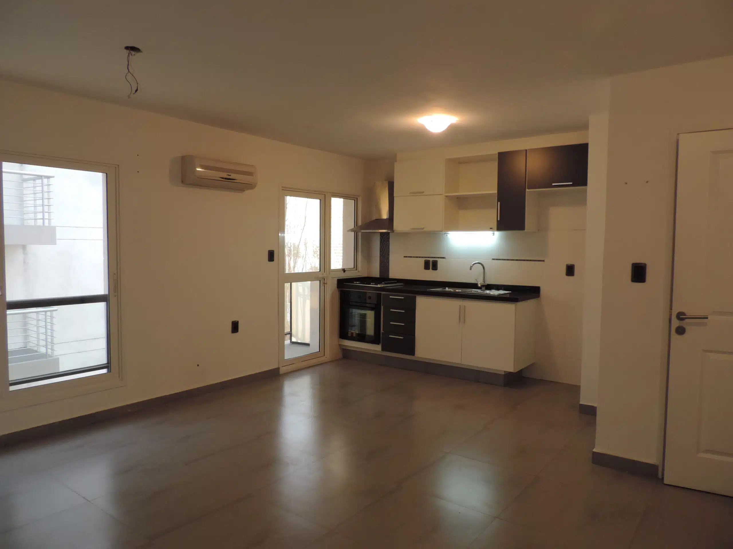 Due Terre, amplio apartamento a metros de Rambla Costanera