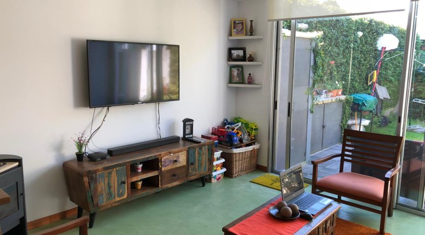 58c85c66-d9e0-492e-b263-610f8960572e