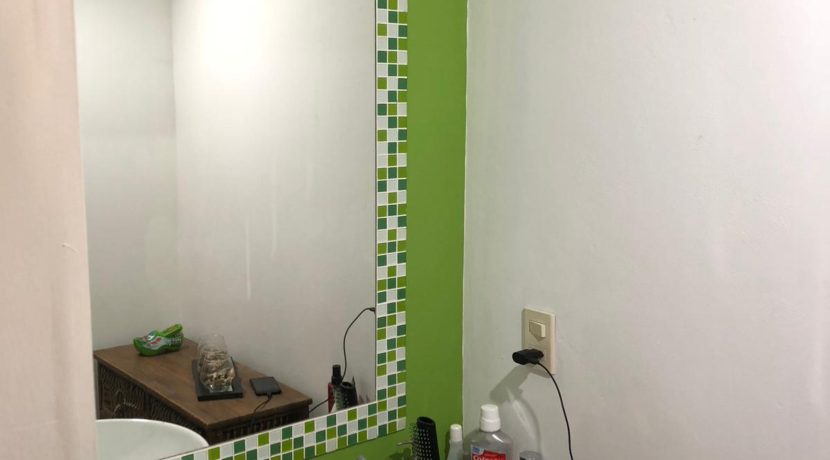 ee57963d-e775-4d09-878d-ee2874725263