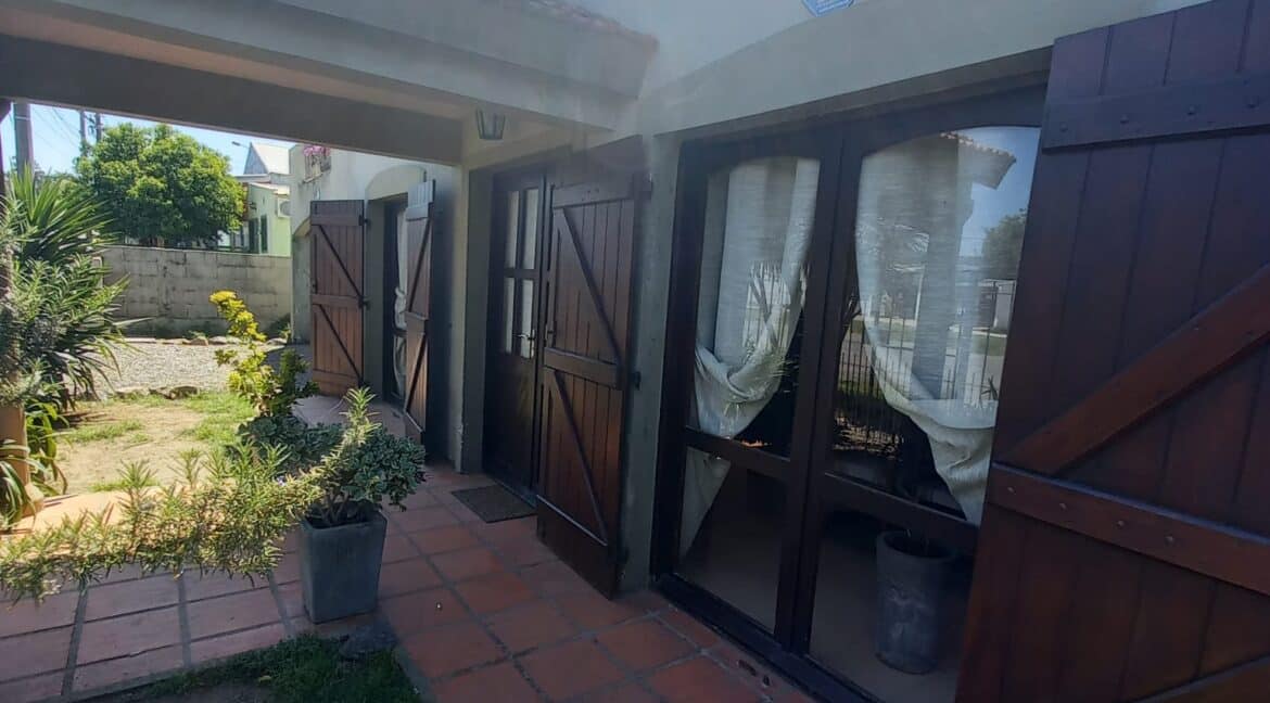 88d5e402-887f-4f06-957a-e9617d2120b0