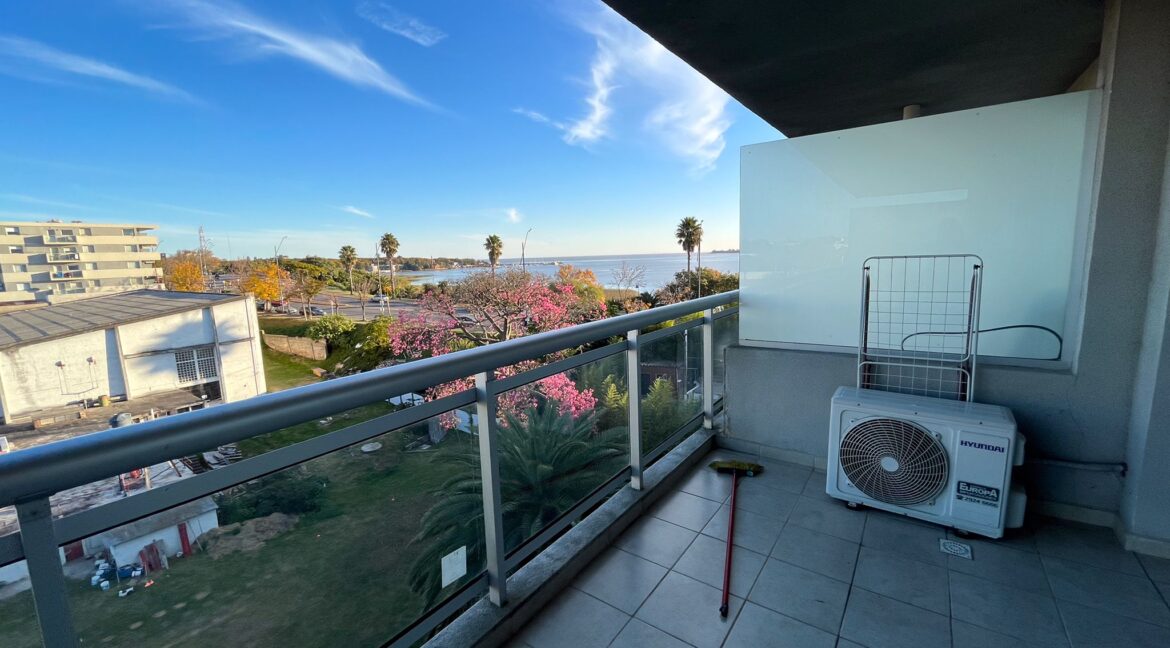 Imagen de WhatsApp 2025-05-20 a las 17.00.17_d9c07fb6